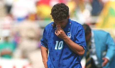 Roberto Baggio.. the Italian player who died standing .